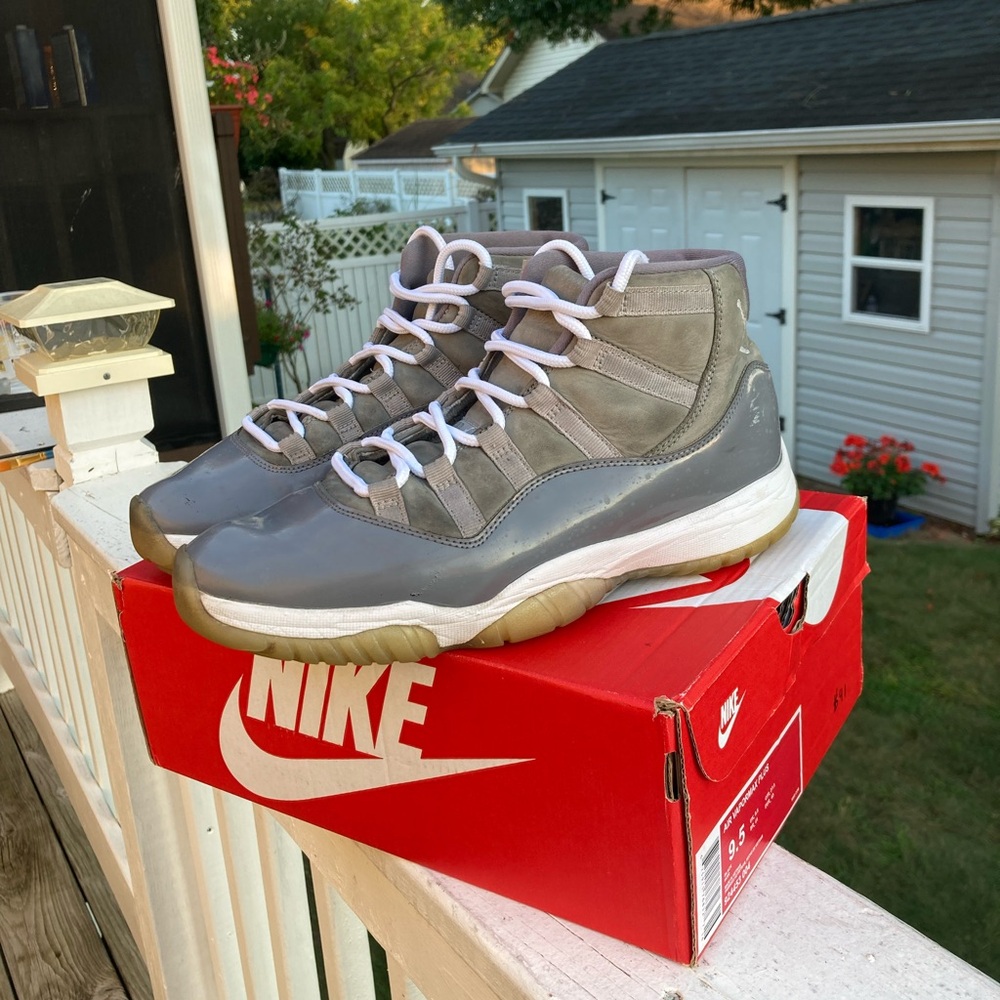 Nike Air Jordan 11 Cool Greys size 9.5 mens